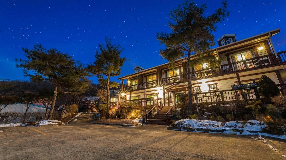 Hotel · Ganghwa Badabit Pension, Incheon