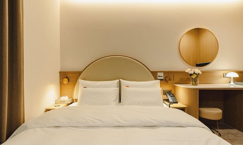Chuncheon Hound Hotel Namchuncheon Station, Chuncheon, South Korea