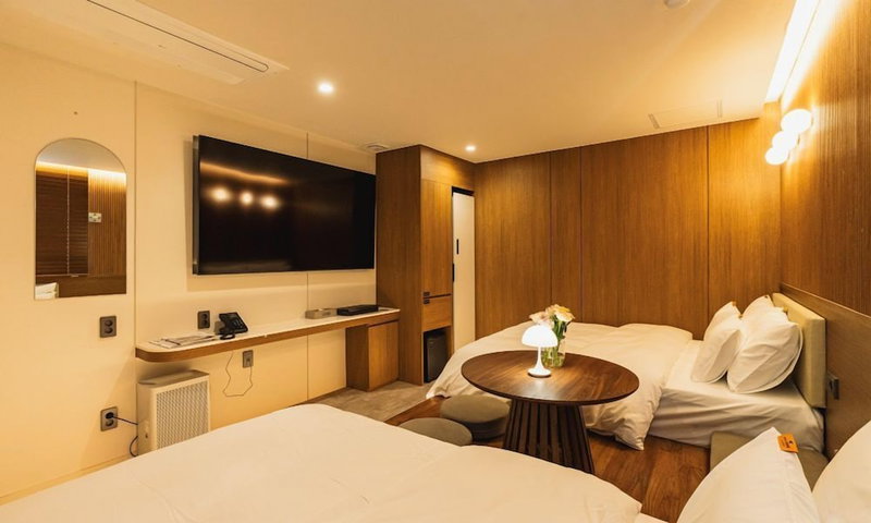 Chuncheon Hound Hotel Namchuncheon Station, Chuncheon, South Korea