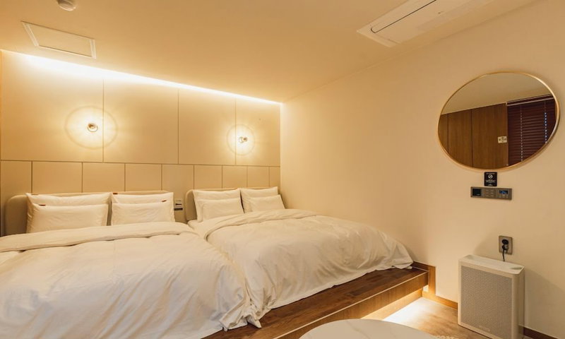 Chuncheon Hound Hotel Namchuncheon Station, Chuncheon, South Korea