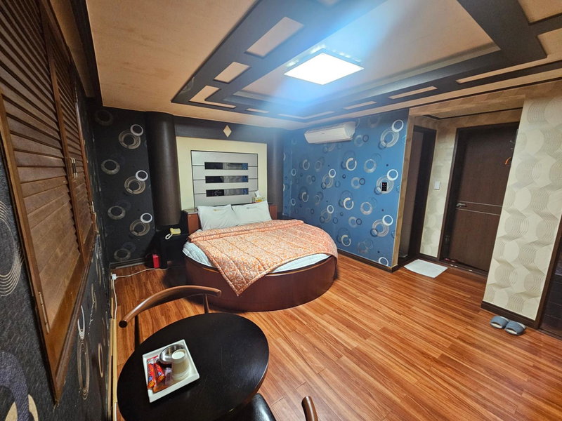 Blue Motel, Busan, South Korea