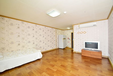 Sungbochon Youth Hostel - Hostel, Mungyeong, South Korea