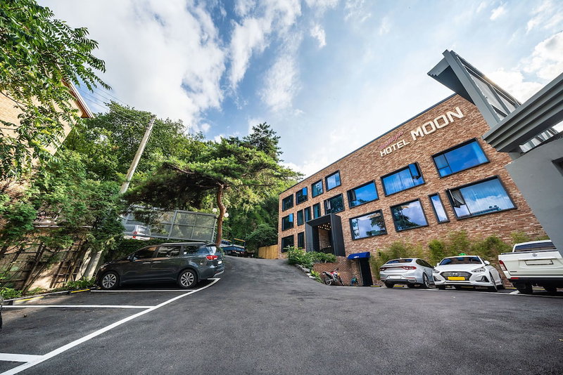 Hotel Moon, Anyang, South Korea
