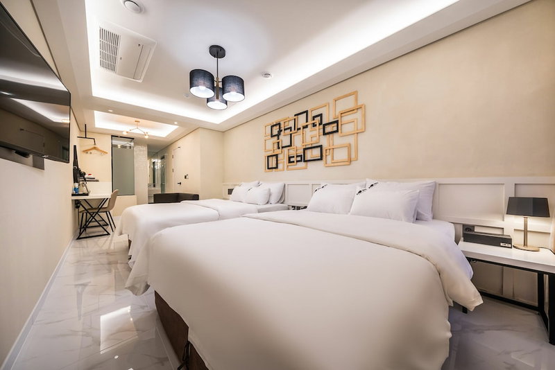 Hotel Moon, Anyang, South Korea