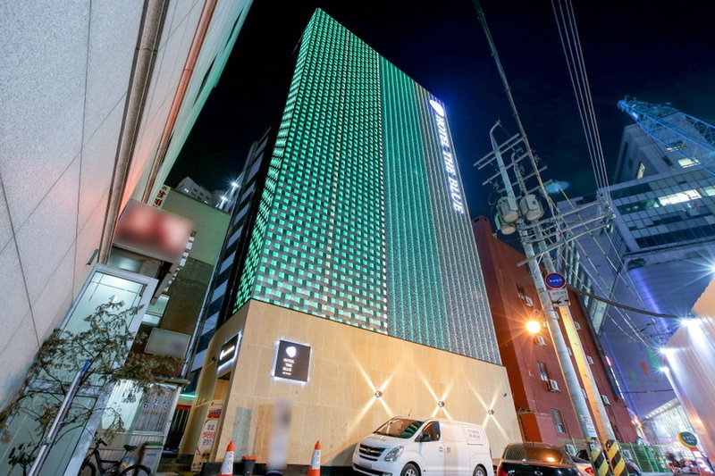 Hotel The Blue Cheonho, Seoul, South Korea