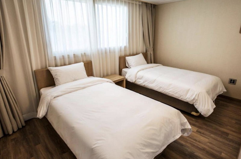Suave Hotel, Seogwipo, South Korea