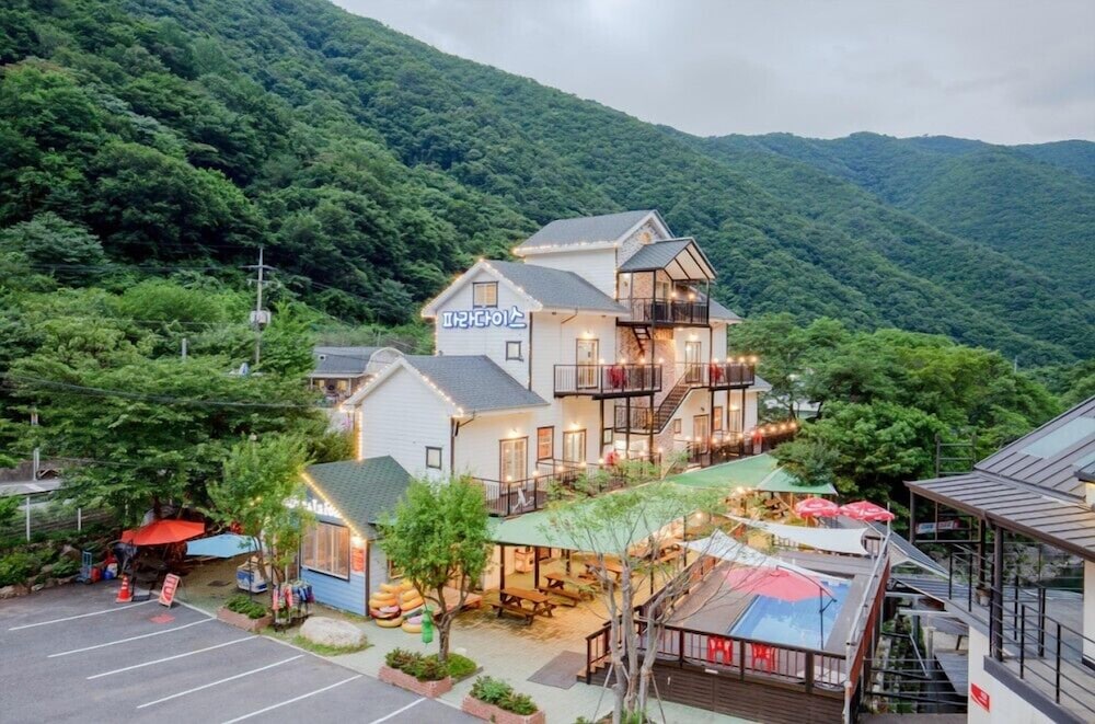 Hotel · Ulsan Paradise Pension, Ulsan
