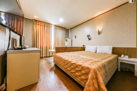 Blue Motel, Boryeong, South Korea