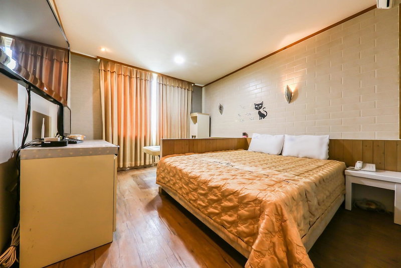 Blue Motel, Boryeong, South Korea