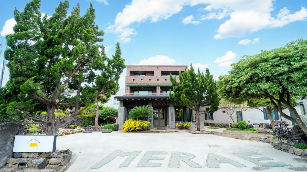 Hotel · Jeju Murray Pension, Jeju City
