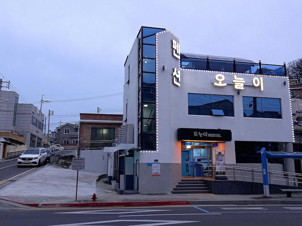 Hotel · Yeosu Onueli Pension, Yeosu