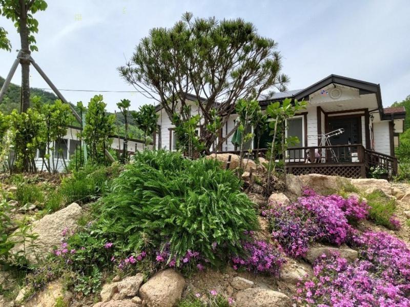 Sangjoo munjangdae healing house, Sangju, South Korea