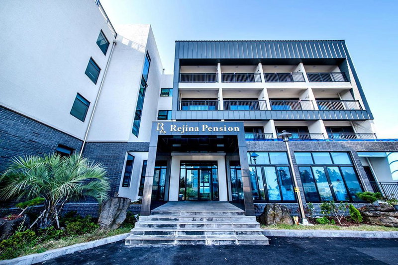 Regina Pension, Seogwipo, South Korea
