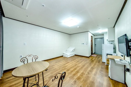 Regina Pension, Seogwipo, South Korea