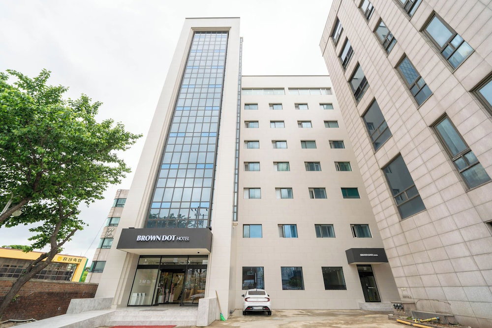 Hotel · Brown Dot Hotel Hongseong Naepo, Hongseong