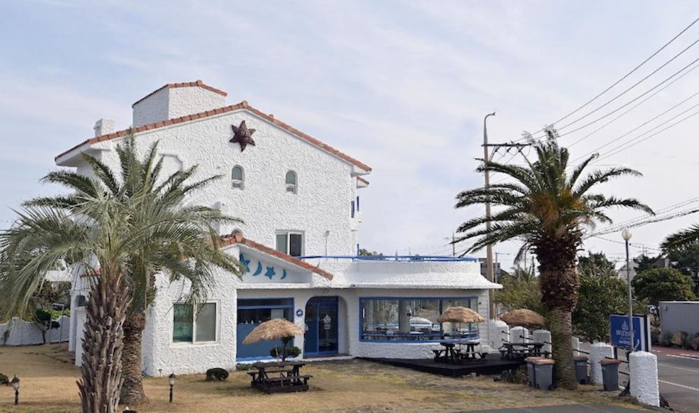 Hotel · Sweet Stay, Seogwipo