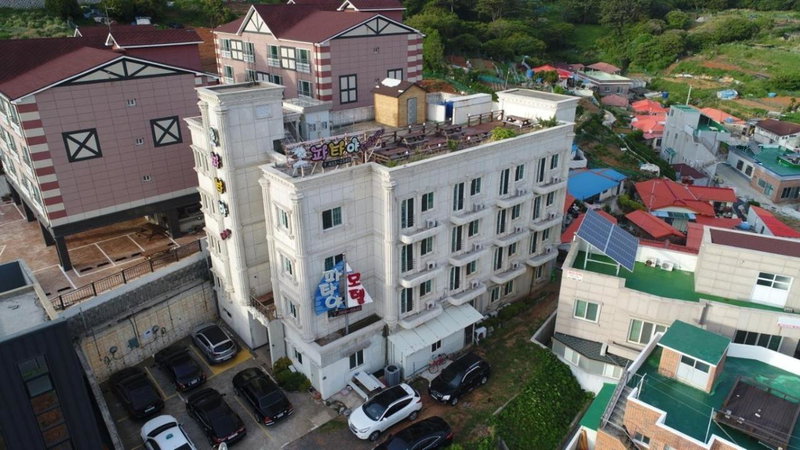 Pataya Motel, Geoje, South Korea