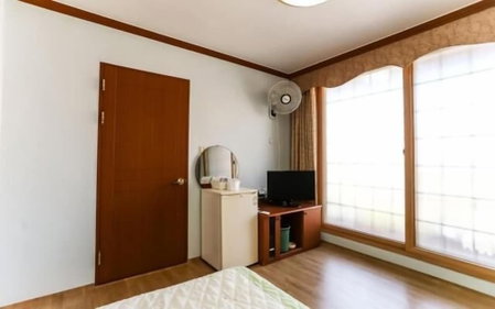 Naksan Crova Condotel, Yangyang, South Korea
