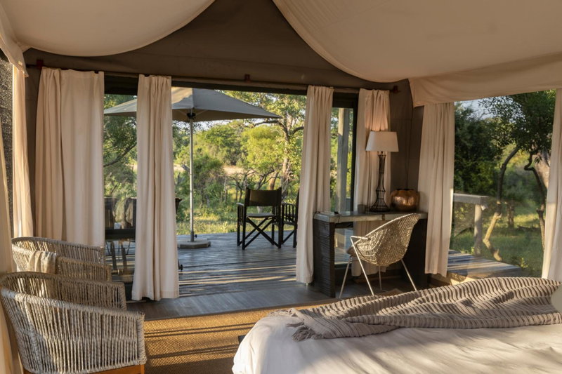 Simbavati River Lodge, Timbavati Game Reserve, South Africa