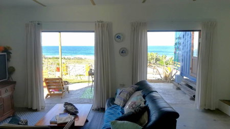 Blue Space Beach house, Port Shepstone, South Africa