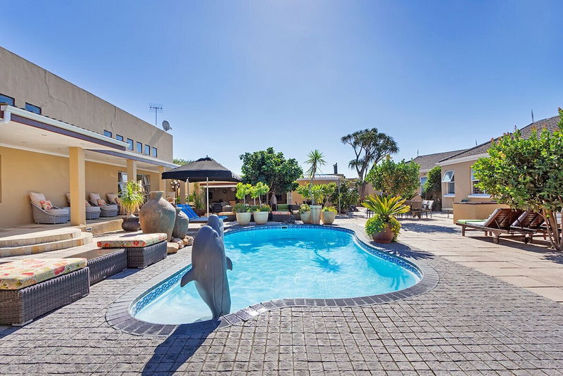 Kwantu Guesthouses, Cape Town, South Africa