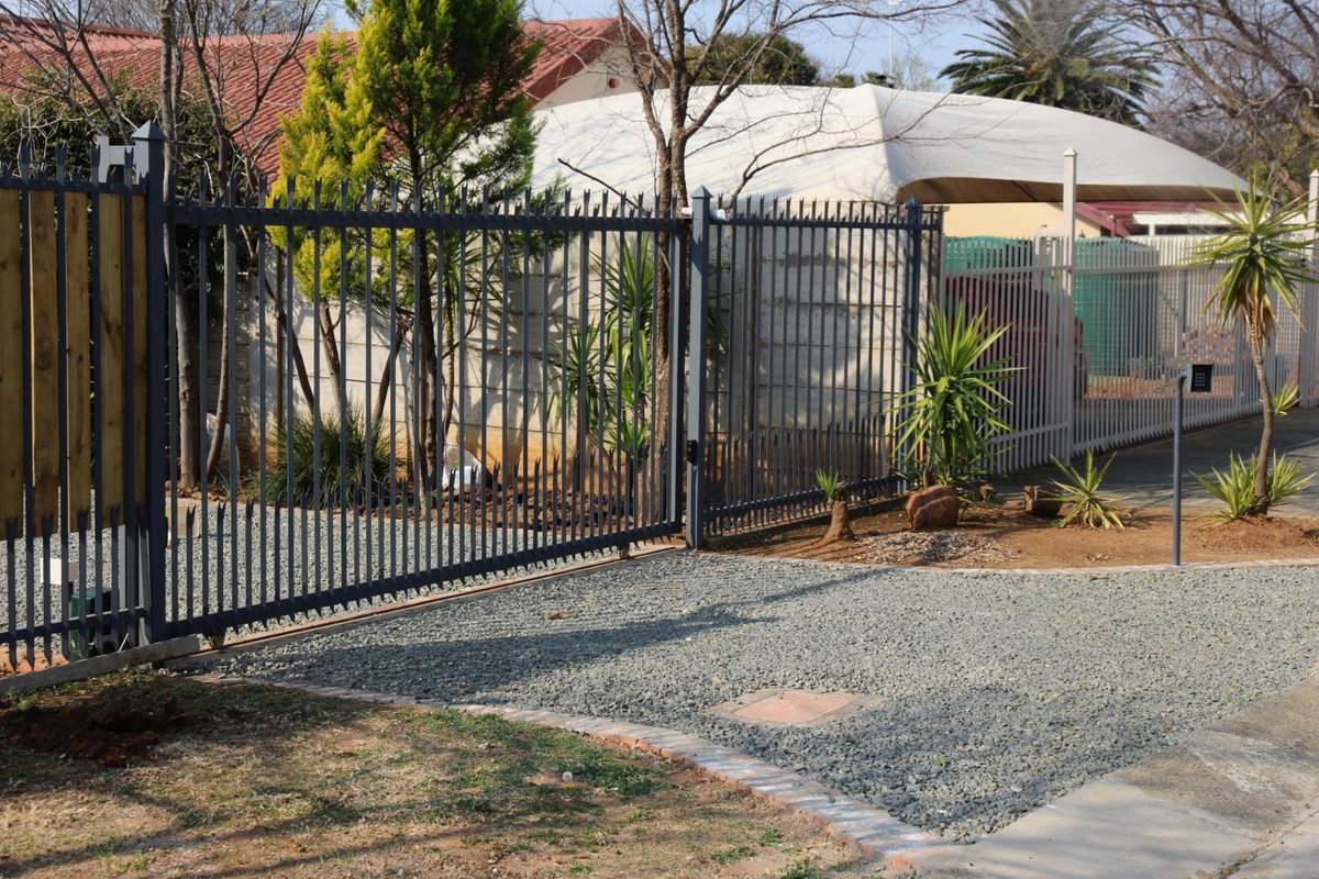 Hotel · Nini's guest units, Bloemfontein
