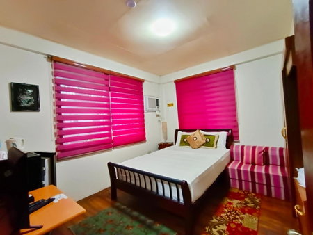 Monte Rio Gardens Bed & Breakfast, Alaminos, Philippines