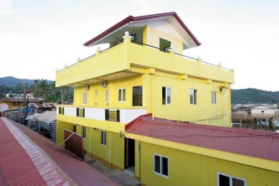 Luis Bay Travellers Lodge Coron, Coron, Philippines