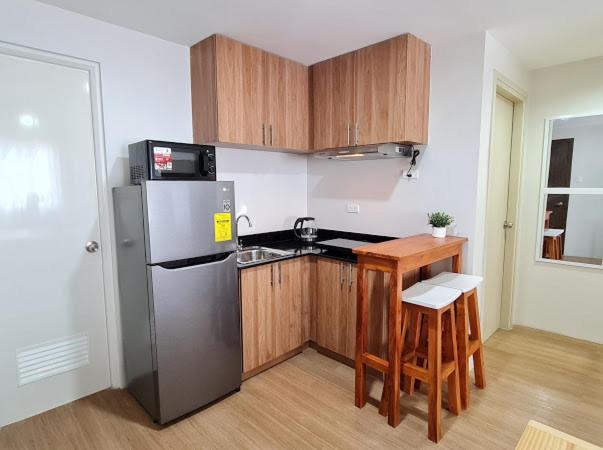 Lovely 2- BR Condo (Fully Air-conditioned w/ Wifi), Cagayan de Oro, Philippines