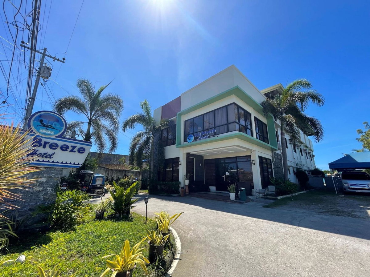 Hotel · Argao Seabreeze Hotel powered by Cocotel, Argao