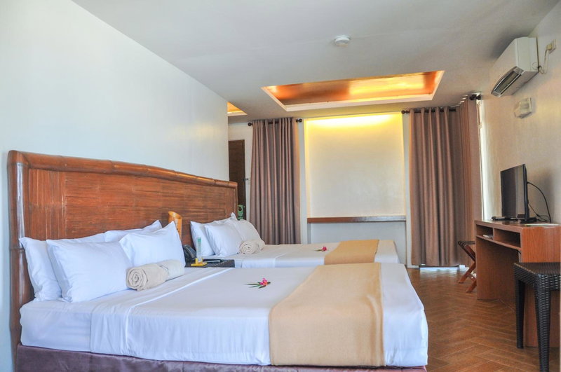 Acuaverde Beach Resort, San Juan, Philippines