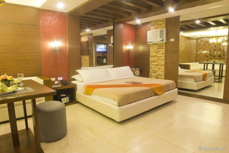 Victoria Court Las Piñas, Las Pinas, Philippines