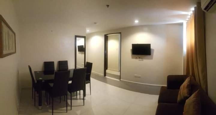 Annex Hotel Tavern, Surigao, Philippines