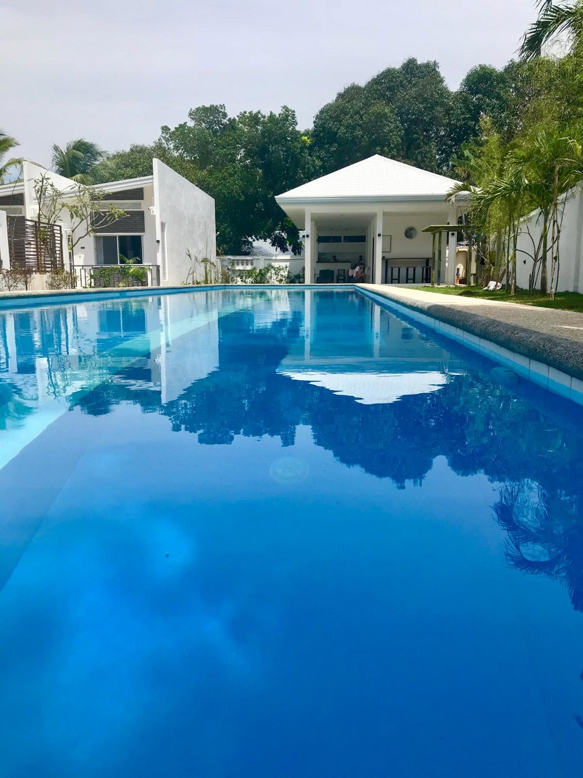 1949 Dreamy Home, Philippines