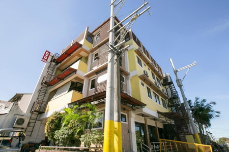 Rjat Guesthouse, Biñan, Philippines