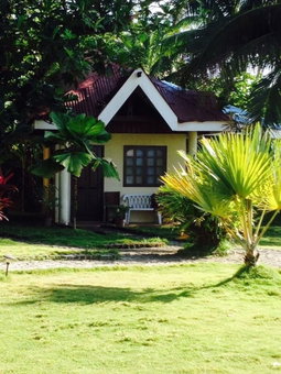 Puesta del Sol Beach Bungalows, Mambajao, Philippines