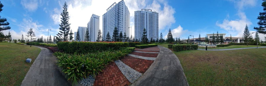 Cool at Wind Residences Tagaytay with FREE Use of Parking Space at Basement Building, Tagaytay, Philippines