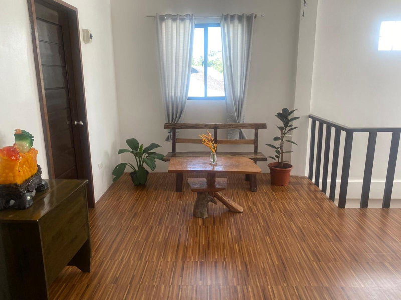 Bonzu Homestay, General Luna, Philippines