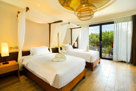 H Resort Bohol - The Coral Cliff by SMS Hospitality, Calape, Philippines