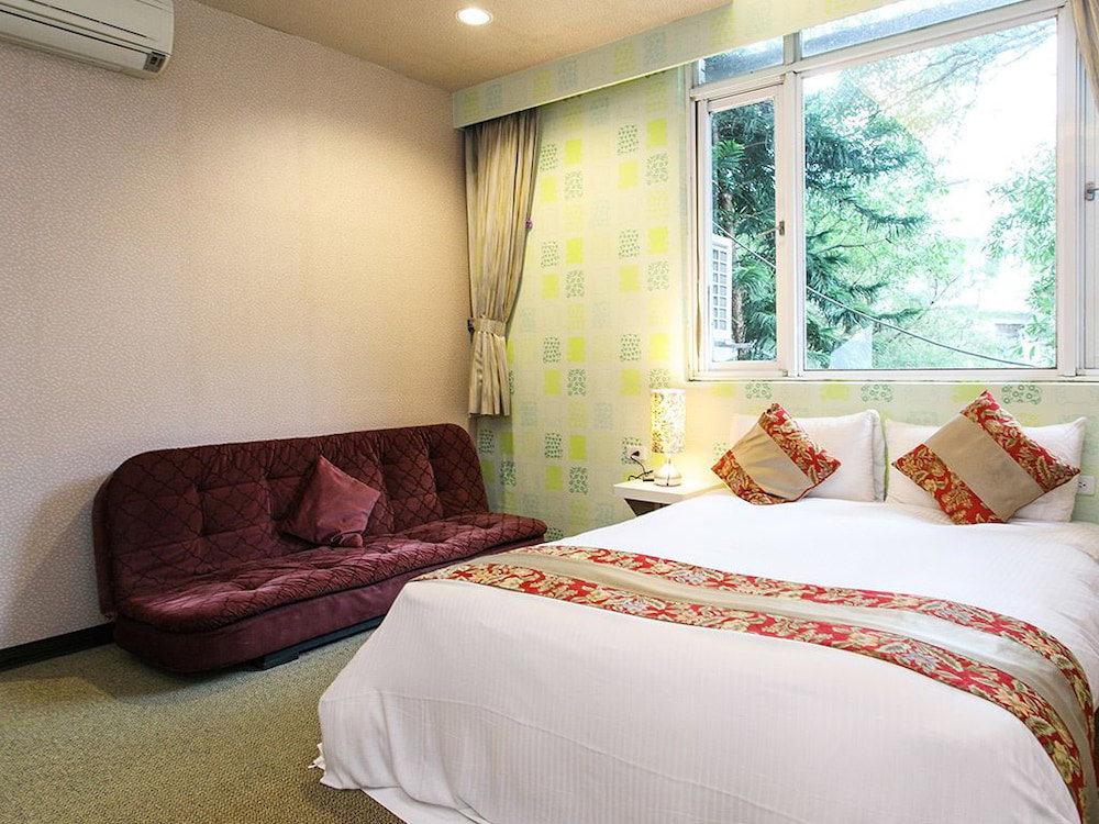 Hotel · Courier Station, New Taipei City