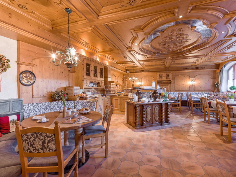 Hotel Gasthof Felsenkeller, Kufstein, Austria