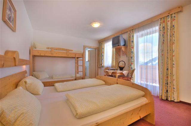 Panoramahotel Burgeck, Krimml, Austria