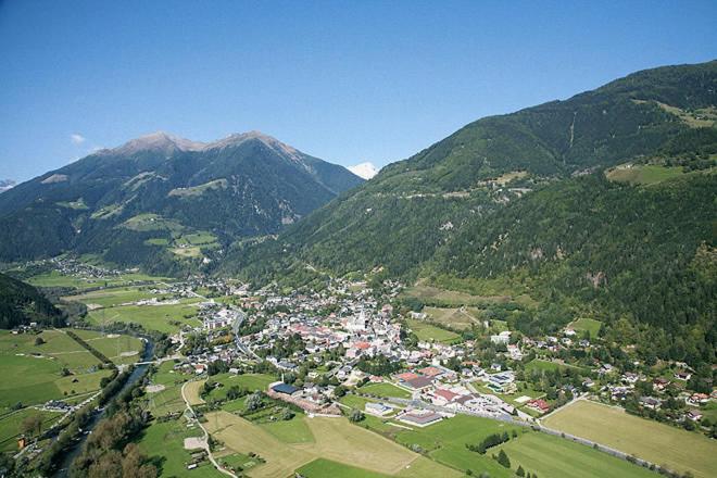 Frühstückspension Kirchenwirt, Obervellach, Austria