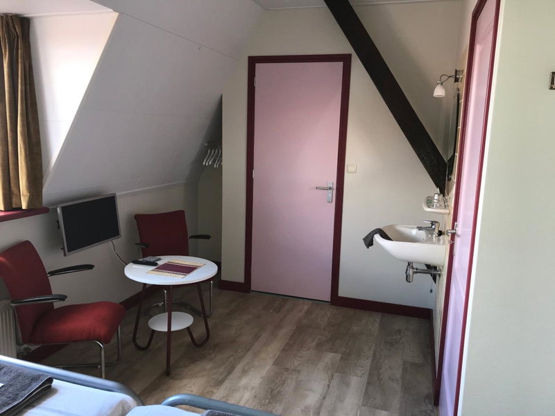Logeren bij de Ruimte, Nijeholtpade, The Netherlands