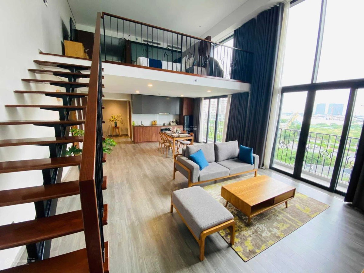 PentStudio, Vietnam