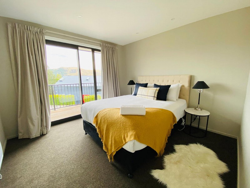 Lake Views at Antler Lodge, Lake Tekapo, New Zealand