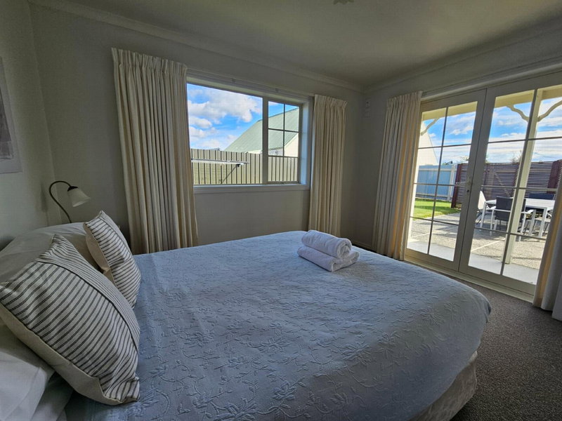Relax on Rata, Cottage 1, Twizel, New Zealand