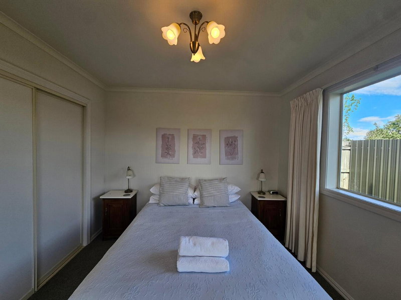 Relax on Rata, Cottage 1, Twizel, New Zealand