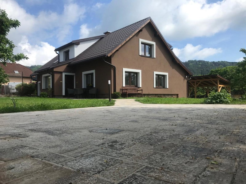 Apartmány U Lípy, Tatobity, Czechia