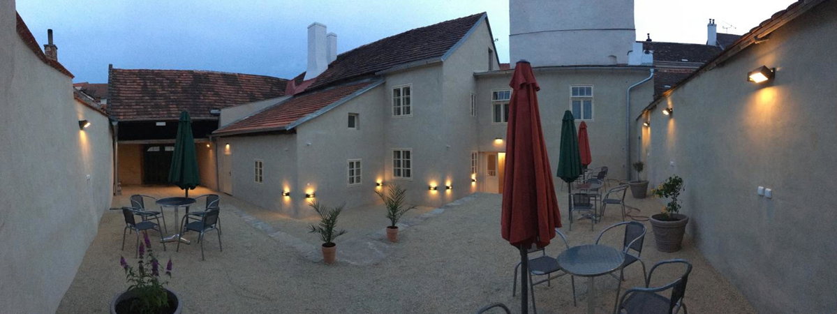 Hotel · U Dr. Fausta, Slavonice